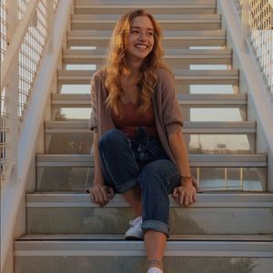 Meet your Posher, Mara